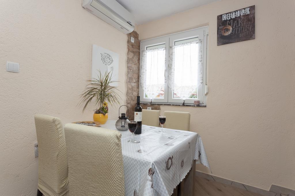 Apartment Mario Dramalj Extérieur photo